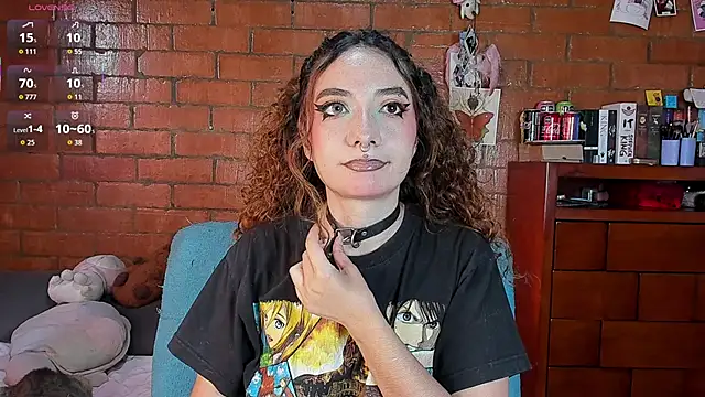 Annycolin  online show from June 14, 2026, 9:39 pm