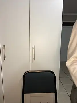 snotLoud online show from February 13, 2025, 9:17 pm