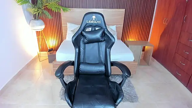 Snapshot of lilly_ass_ chatting on February 4, 2025, 7:55 pm lilly ass online show from February 4, 2025, 7:55 pm