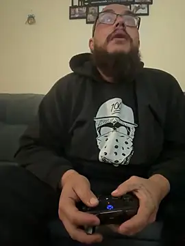 Snapshot of virginass1 chatting on November 20, 2025, 11:43 am virginass1 online show from November 20, 2025, 11:43 am