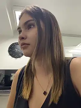 Snapshot of Aitana_Hilton_ chatting on March 12, 2025, 11:42 am Aitana Hilton online show from March 12, 2025, 11:42 am