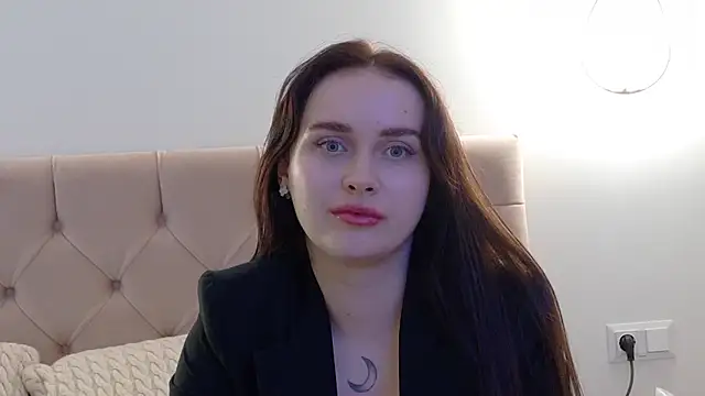 Snapshot of Lilliana_Moon chatting on January 25, 2025, 4:24 pm Lilliana Moon online show from January 25, 2025, 4:24 pm