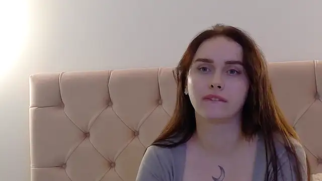 Snapshot of Lilliana_Moon chatting on January 28, 2025, 5:03 pm Lilliana Moon online show from January 28, 2025, 5:03 pm