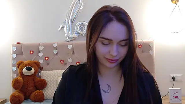 Snapshot of Lilliana_Moon chatting on February 26, 2025, 1:08 pm Lilliana Moon online show from February 26, 2025, 1:08 pm