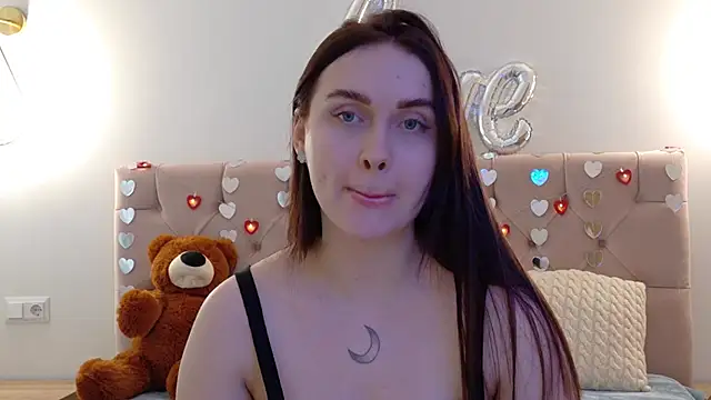 Snapshot of Lilliana_Moon chatting on February 27, 2025, 9:43 am Lilliana Moon online show from February 27, 2025, 9:43 am