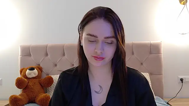 Snapshot of Lilliana_Moon chatting on March 2, 2025, 10:03 am Lilliana Moon online show from March 2, 2025, 10:03 am