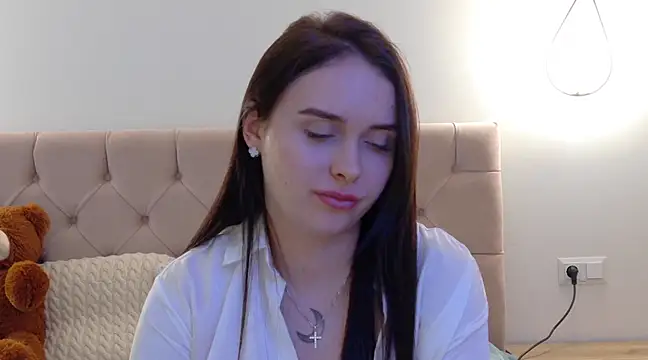 Snapshot of Lilliana_Moon chatting on March 14, 2025, 9:46 am Lilliana Moon online show from March 14, 2025, 9:46 am