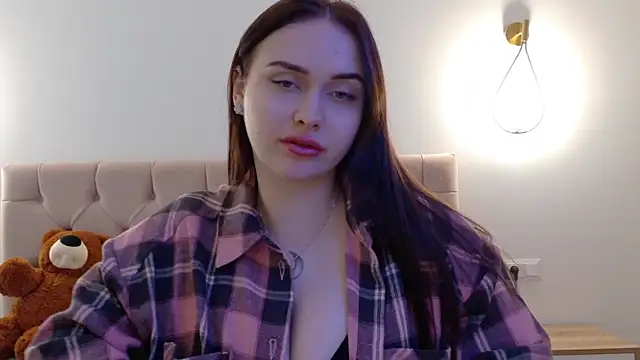 Snapshot of Lilliana_Moon chatting on March 19, 2025, 8:55 am Lilliana Moon online show from March 19, 2025, 8:55 am