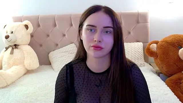 Snapshot of Lilliana_Moon chatting on September 13, 2025, 6:57 am Lilliana Moon online show from September 13, 2025, 6:57 am