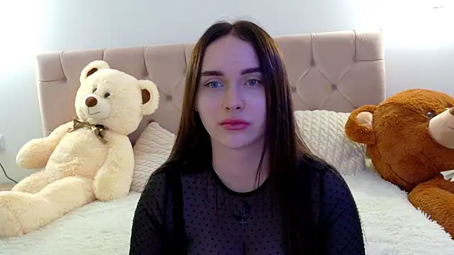 Snapshot of Lilliana_Moon chatting on October 18, 2025, 6:58 am Lilliana Moon online show from October 18, 2025, 6:58 am