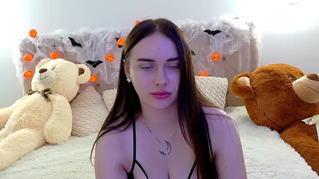 Snapshot of Lilliana_Moon chatting on November 8, 2025, 8:36 am Lilliana Moon online show from November 8, 2025, 8:36 am