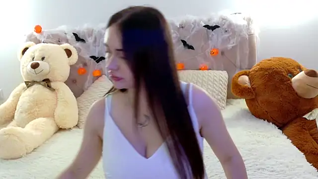 Snapshot of Lilliana_Moon chatting on November 13, 2025, 8:02 am Lilliana Moon online show from November 13, 2025, 8:02 am