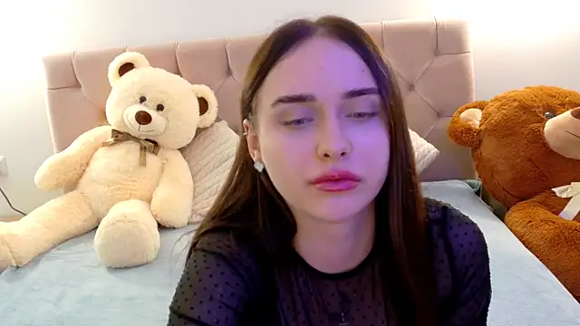 Snapshot of Lilliana_Moon chatting on November 15, 2025, 9:06 am Lilliana Moon online show from November 15, 2025, 9:06 am