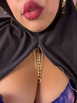 zahra Jalid online show from April 30, 2026, 8:37 pm