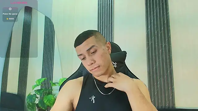 Snapshot of bruno_cavalli chatting on July 31, 2026, 5:45 pm bruno cavalli online show from July 31, 2026, 5:45 pm