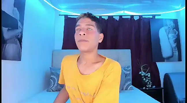 Ethan Boyy online show from February 2, 2025, 9:40 am