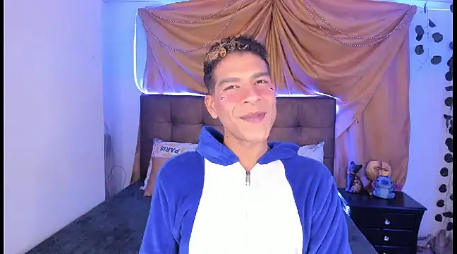 Ethan Boyy online show from March 9, 2025, 10:52 am