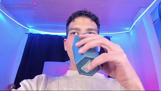 Snapshot of Ethan_Boyy chatting on June 26, 2026, 2:38 am Ethan Boyy online show from June 26, 2026, 2:38 am