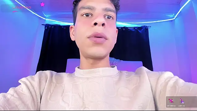 Snapshot of Ethan_Boyy chatting on June 30, 2026, 3:13 pm Ethan Boyy online show from June 30, 2026, 3:13 pm