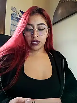 Snapshot of AnonymousGirl chatting on October 18, 2025, 9:37 pm AnonymousGirl online show from October 18, 2025, 9:37 pm