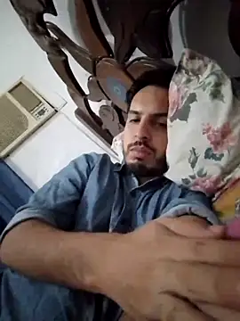 alejo5288 online show from October 9, 2025, 12:41 am