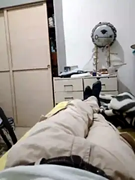 alejo5288 online show from March 7, 2026, 3:14 am