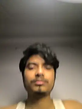 Snapshot of kaif_220 chatting on December 15, 2025, 6:12 pm kaif 220 online show from December 15, 2025, 6:12 pm