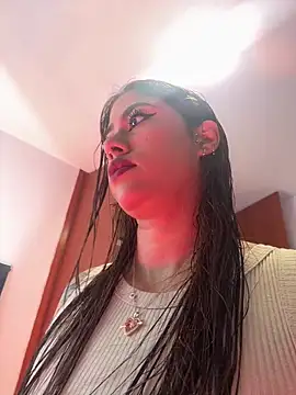 Snapshot of _Devika chatting on March 6, 2026, 11:34 pm Devika online show from March 6, 2026, 11:34 pm