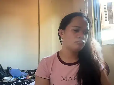 Snapshot of SophiaCourthaway chatting on June 15, 2026, 10:45 pm SophiaCourthaway online show from June 15, 2026, 10:45 pm
