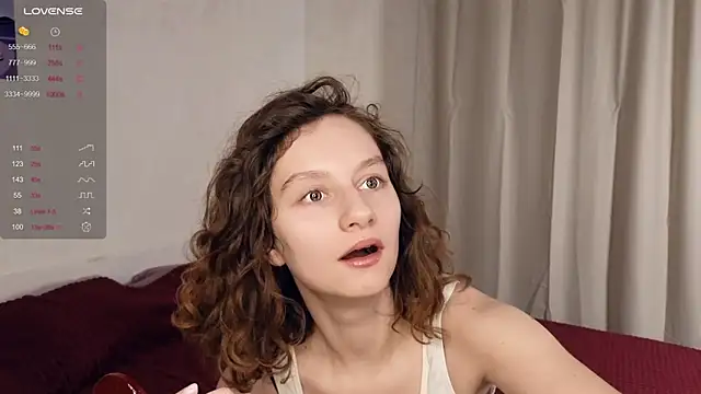 Snapshot of Leya_Curly chatting on February 13, 2025, 1:26 pm Leya Curly online show from February 13, 2025, 1:26 pm