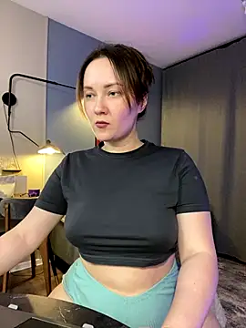 Snapshot of Kiss_My_Body chatting on September 30, 2025, 6:46 pm Kiss My Body online show from September 30, 2025, 6:46 pm