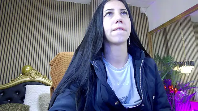 KeylaBlair online show from February 14, 2025, 3:58 pm