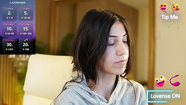 KeylaBlair online show from March 20, 2025, 5:04 pm