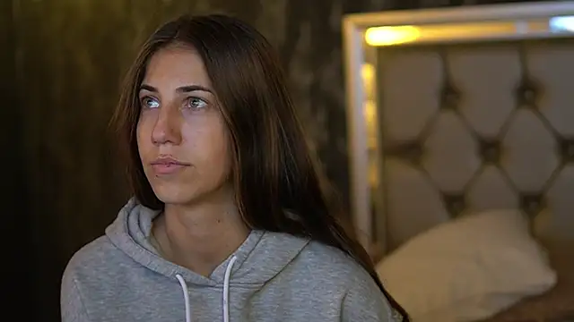 KeylaBlair online show from September 28, 2025, 6:35 pm