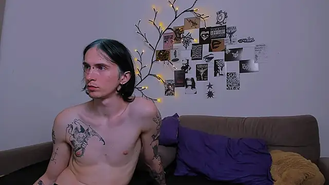 LadyTrep online show from September 27, 2025, 8:58 pm