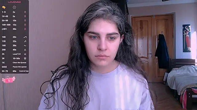 Snapshot of _Roselina_ chatting on January 21, 2025, 6:43 am Roselina online show from January 21, 2025, 6:43 am