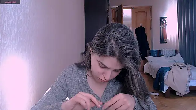 Snapshot of _Roselina_ chatting on March 14, 2025, 6:10 am Roselina online show from March 14, 2025, 6:10 am