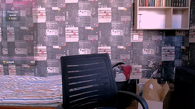 Snapshot of _Roselina_ chatting on September 25, 2025, 7:12 am Roselina online show from September 25, 2025, 7:12 am