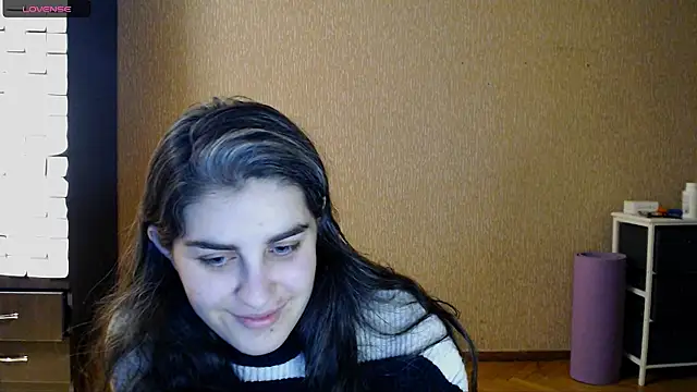  Roselina  online show from March 2, 2026, 6:59 pm