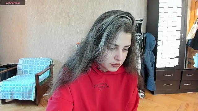  Roselina  online show from April 30, 2026, 9:04 am