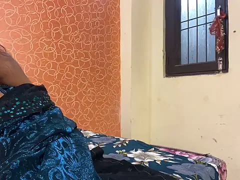 Snapshot of Sandhya_lovely chatting on February 2, 2025, 8:35 am Sandhya lovely online show from February 2, 2025, 8:35 am