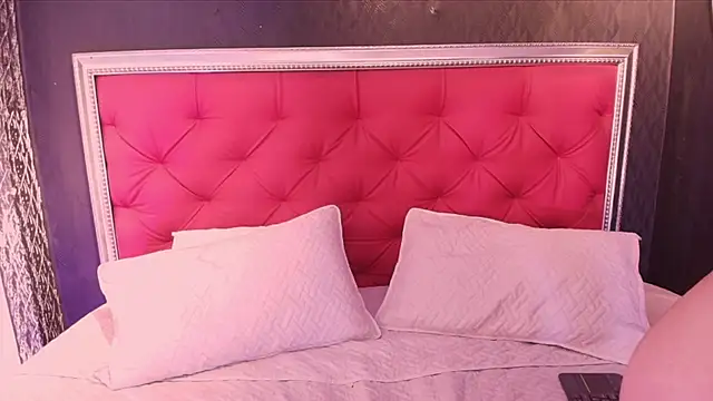 Snapshot of MattThompsonn chatting on February 3, 2025, 9:18 pm MattThompsonn online show from February 3, 2025, 9:18 pm