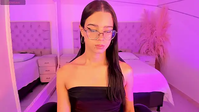 MattThompsonn online show from December 22, 2025, 5:04 am