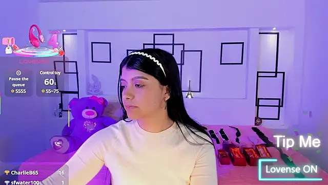 Snapshot of IslaBlaze chatting on March 22, 2025, 3:09 pm IslaBlaze online show from March 22, 2025, 3:09 pm