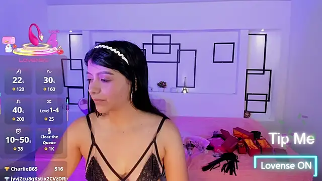 Snapshot of IslaBlaze chatting on March 22, 2025, 6:14 pm IslaBlaze online show from March 22, 2025, 6:14 pm