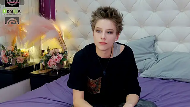 via mayer  online show from February 2, 2025, 2:38 am