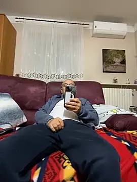 sempreilmio2 online show from November 15, 2025, 11:32 pm