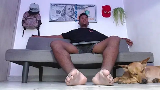 Snapshot of Master_foot_ chatting on May 14, 2026, 5:31 pm Master foot online show from May 14, 2026, 5:31 pm