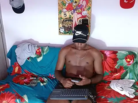 Snapshot of Master_foot_ chatting on May 26, 2026, 3:24 am Master foot online show from May 26, 2026, 3:24 am