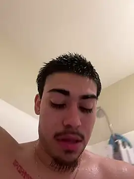 Snapshot of Daddywick chatting on February 8, 2025, 10:29 pm Daddywick online show from February 8, 2025, 10:29 pm